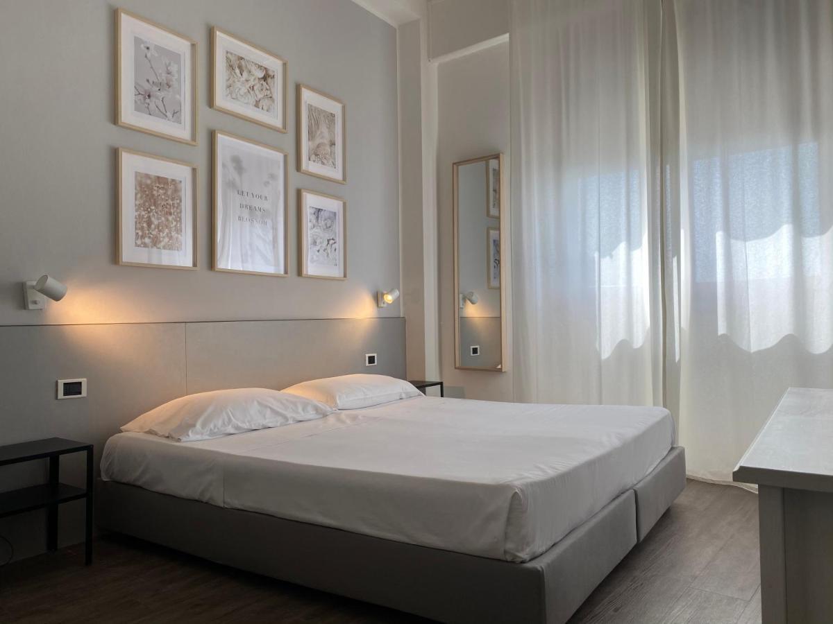 Il Romito Hotel Quercianella Eksteriør billede